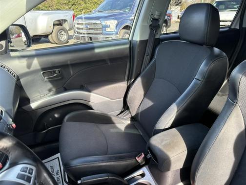 2008 Mitsubishi Outlander SE