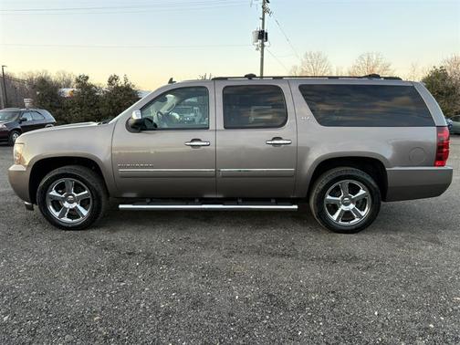 2014 Chevrolet Suburban 1500 LTZ