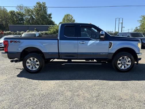 2017 Ford F-350 Lariat