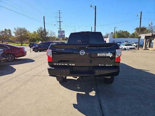 2019 Nissan Titan XD SV
