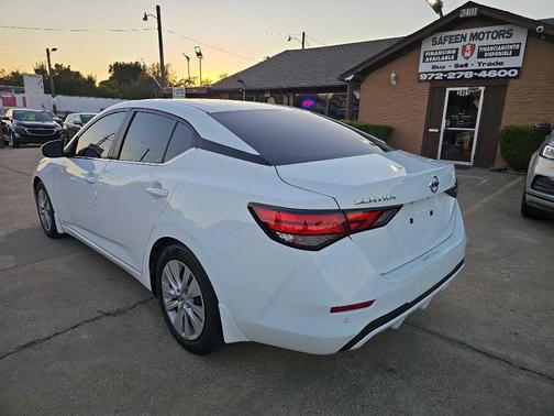 2022 Nissan Sentra S