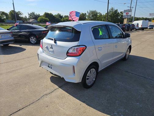 2024 Mitsubishi Mirage ES