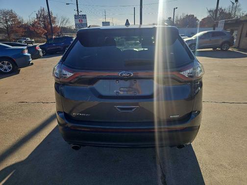 2018 Ford Edge SE