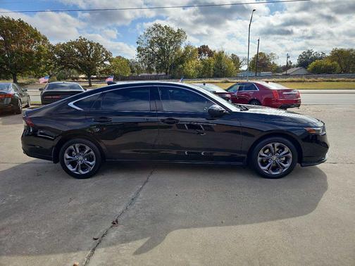 2023 Honda Accord EX 1.5T