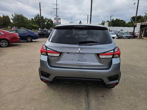 2024 Mitsubishi Outlander Sport SE