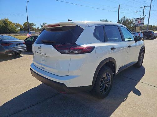 2024 Nissan Rogue S