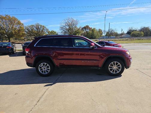 2021 Jeep Grand Cherokee Laredo