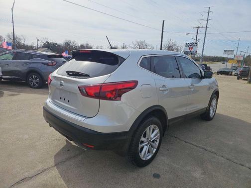2019 Nissan Rogue Sport S