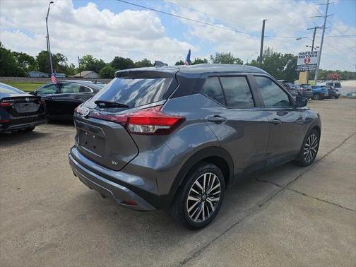 2021 Nissan Kicks SV