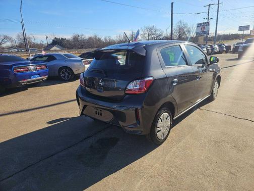 2024 Mitsubishi Mirage ES