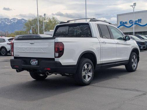 Platinum White Pearl 2026 Honda Ridgeline RTL