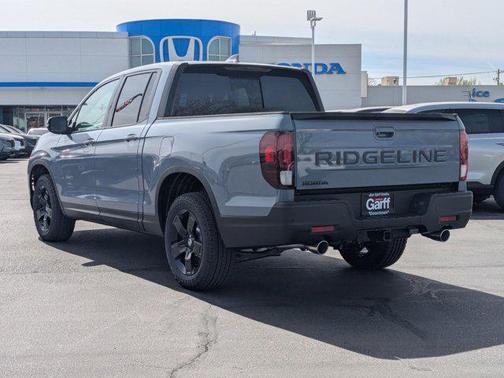 Sonic Gray Pearl 2026 Honda Ridgeline Black