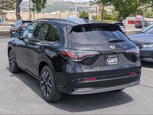 Crystal Black Pearl 2027 Honda HR-V EX-L