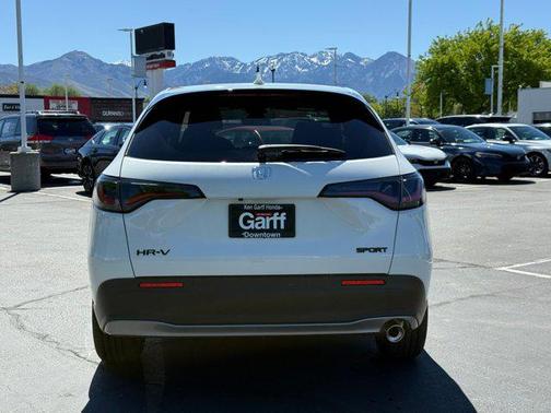 Platinum White Pearl 2026 Honda HR-V AWD Sport