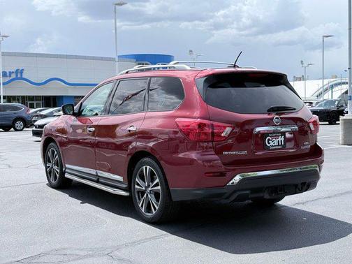 Cayenne Red Metallic 2017 Nissan Pathfinder Platinum