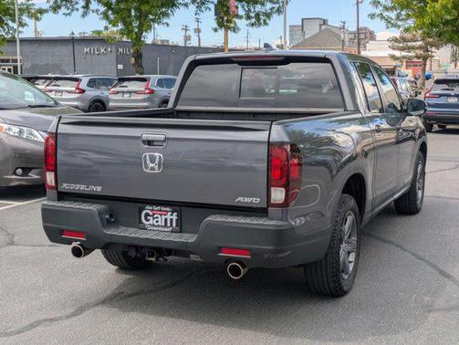 Modern Steel Metallic 2023 Honda Ridgeline RTL