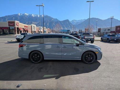 Sonic Gray Pearl 2026 Honda Odyssey Sport-L