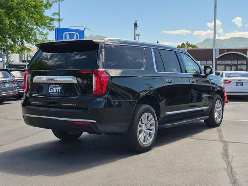 Onyx Black 2023 GMC Yukon XL Denali