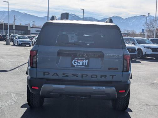 Sonic Gray Pearl 2026 Honda Passport AWD TrailSport Elite Blackout