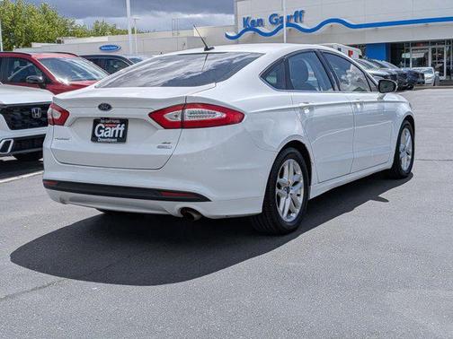 White Platinum Metallic Tri-Coat 2015 Ford Fusion SE