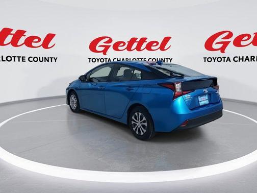2022 Toyota Prius LE