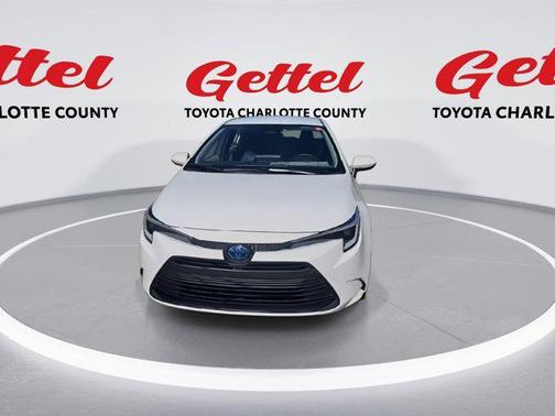 2025 Toyota Corolla Hybrid SE