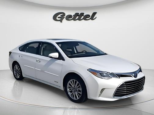 2018 Toyota Avalon Hybrid Limited