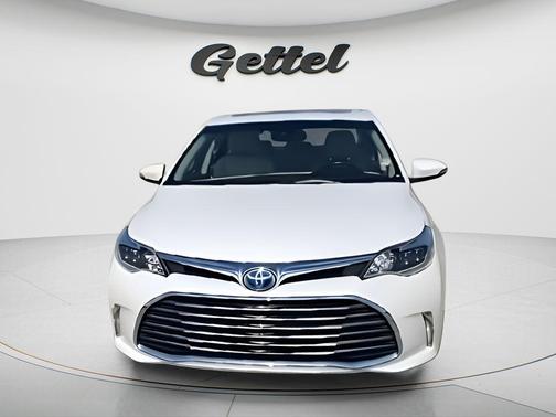 2018 Toyota Avalon Hybrid Limited
