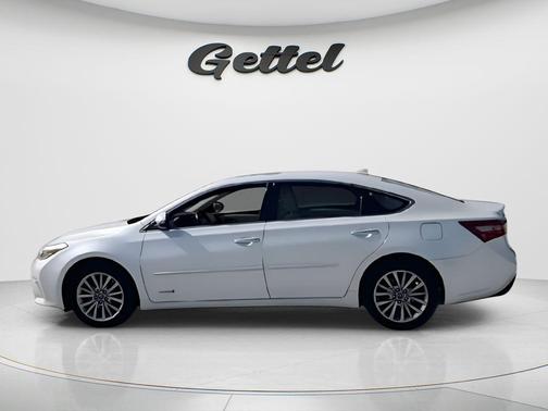 2018 Toyota Avalon Hybrid Limited