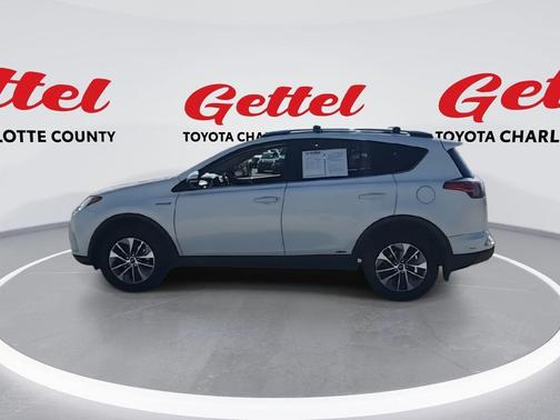 2017 Toyota RAV4 Hybrid XLE