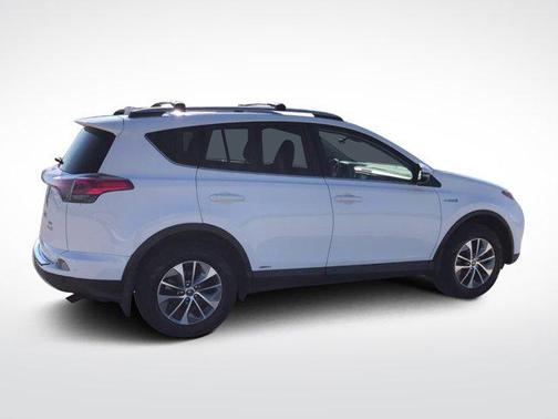 2017 Toyota RAV4 Hybrid XLE