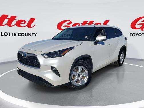 2022 Toyota Highlander Hybrid LE