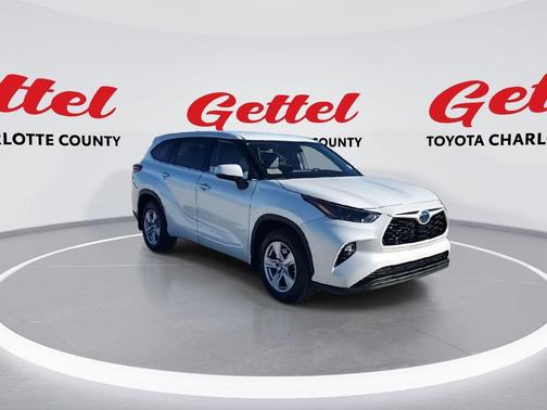 2022 Toyota Highlander Hybrid LE