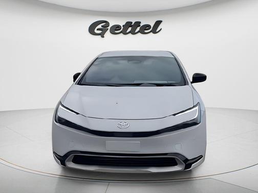 Wind Chill Pearl 2026 Toyota Prius Plug-In Hybrid XSE