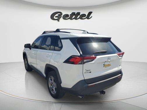 Ice Cap 2023 Toyota RAV4 XLE