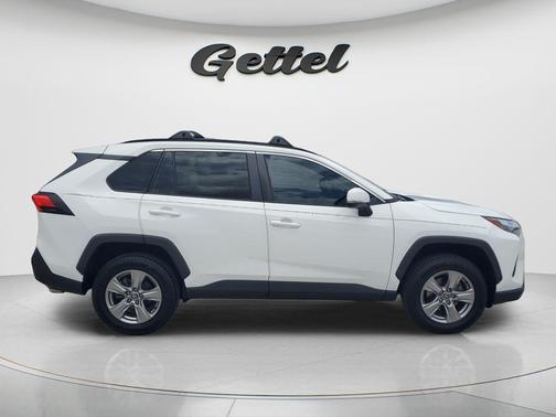 Ice Cap 2023 Toyota RAV4 XLE