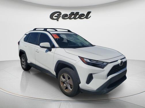 Ice Cap 2023 Toyota RAV4 XLE