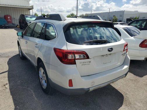2015 Subaru Outback 2.5i