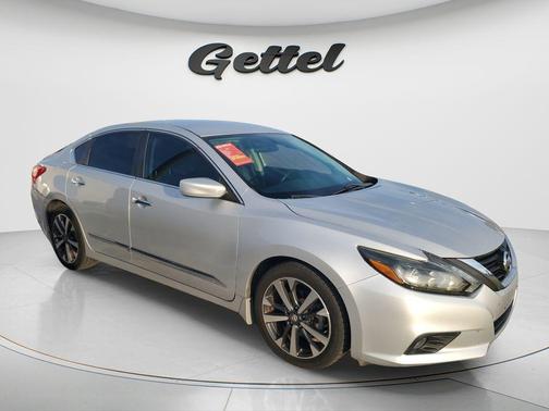 Brilliant Silver 2016 Nissan Altima 2.5 SR