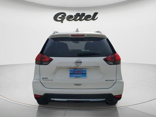 Glacier White 2017 Nissan Rogue SV