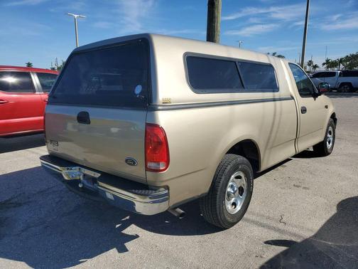 1999 Ford F-150 XLT
