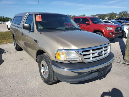 1999 Ford F-150 XLT