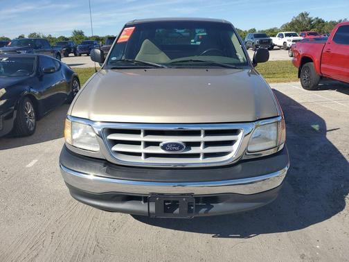 1999 Ford F-150 XLT