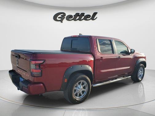 Cardinal Red Metallic Tricoat 2024 Nissan Frontier SV