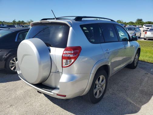 2010 Toyota RAV4 Limited