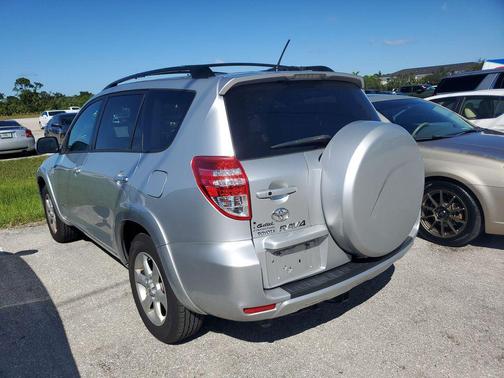 2010 Toyota RAV4 Limited