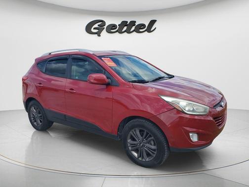Garnet Red Mica 2015 Hyundai TUCSON SE