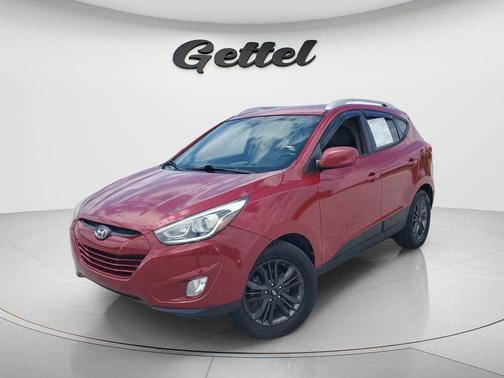 Garnet Red Mica 2015 Hyundai TUCSON SE