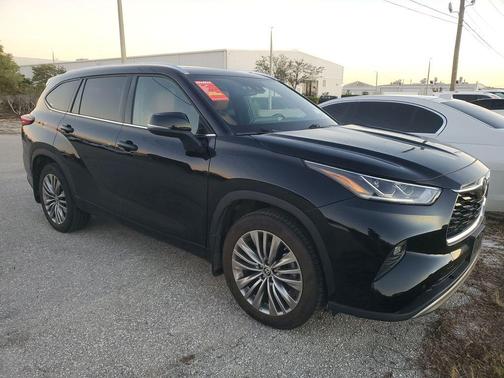 2021 Toyota Highlander Platinum