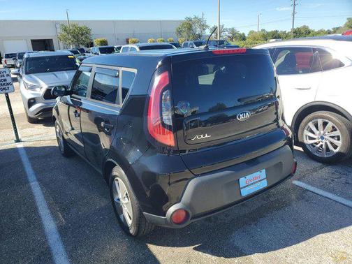 2016 Kia Soul Base